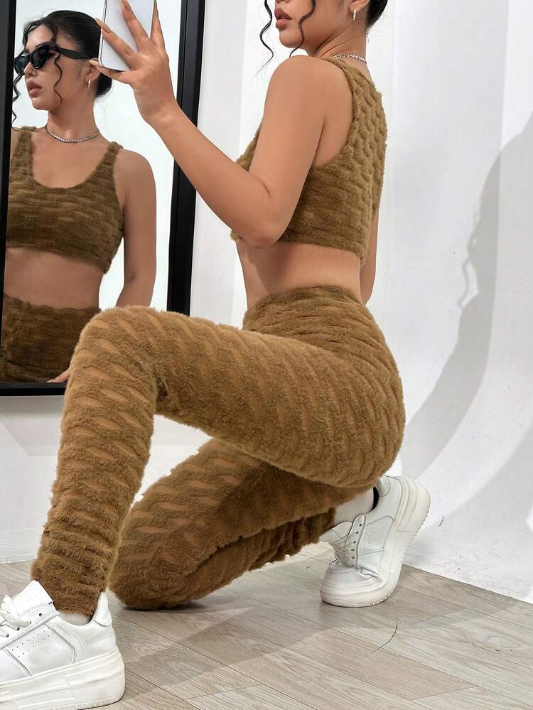Ladies' Short Crop Top And Pants Set