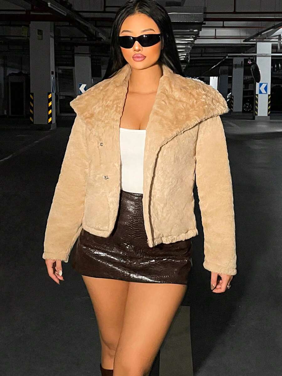 VaVaBold Cổ áo thác nước Mở Mặt trước 	
Fuzzy áo - Màu Khaki - Xem 1