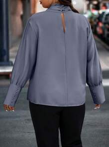 Calvaya 大尺碼斜領長袖純色襯衫 - 霧霾藍 - 查看 2