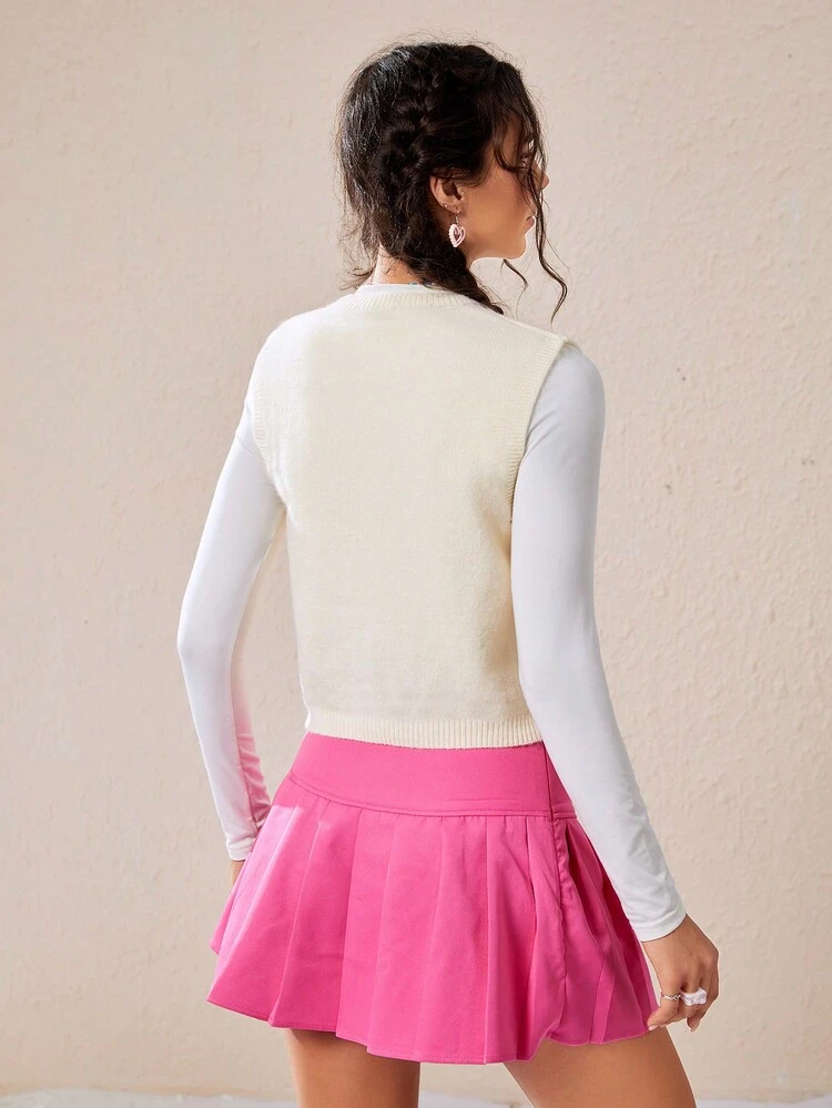 Women'S Sleeveless Sweater Vest With Heart Embroidery And Frill Edge Neckline Detail