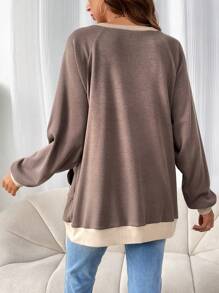 SHEIN Maternity Contrast Trim Raglan Sleeve Sweatshirt, For Winter - Khaki - View 2