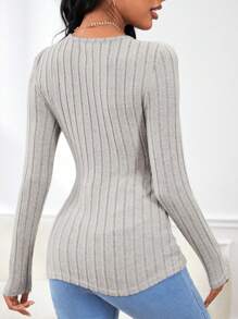 SHEIN LUNE 紐扣細節不對稱下擺T恤 - 杏色 - 查看 2