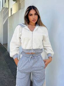 SHEIN SXY Viền tương phản Thả vai Dây rút áo có mũ Teddy Áo nỉ - Màu be - Xem 3