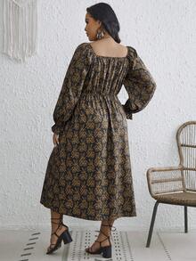 SHEIN VCAY Plus Size All Over Floral Print Sweetheart Collar Dress - Multicolor - View 3