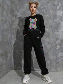 SHEIN EZwear 熊和字母圖案落肩袖衛衣和衛褲 - 黑色 - 查看 1