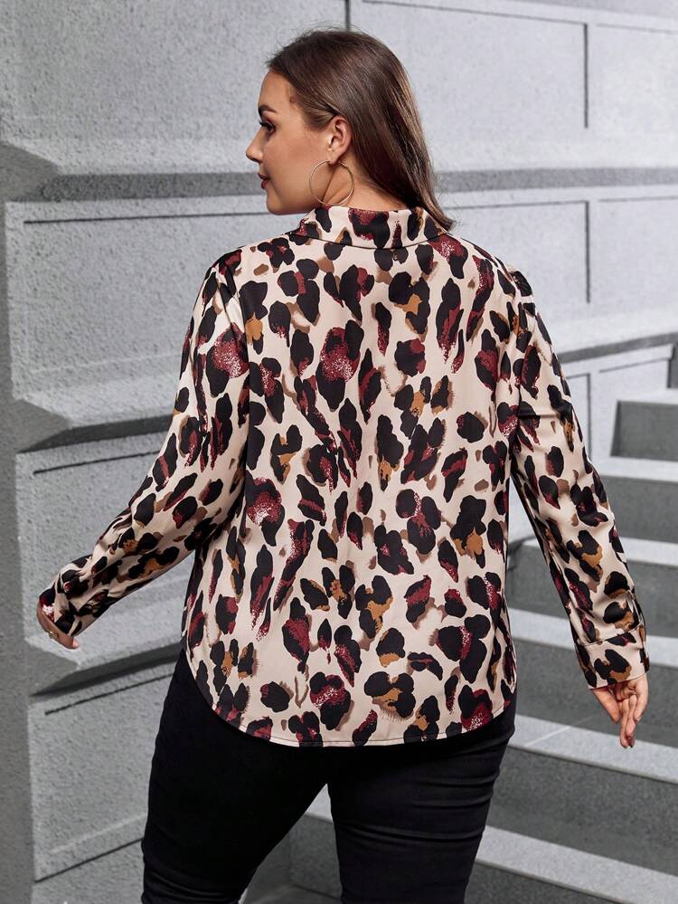 Plus Size Leopard Print Shirt