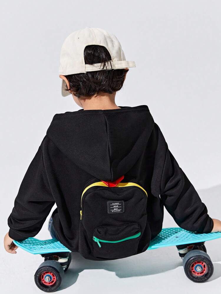 文字とポケットのパッチ付きスウェットシャツ 男の子用