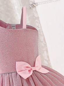 SHEIN Glamorique Kids 女小童不對稱領前蝴蝶結網紗覆蓋洋裝 - 淺粉色 - 查看 6