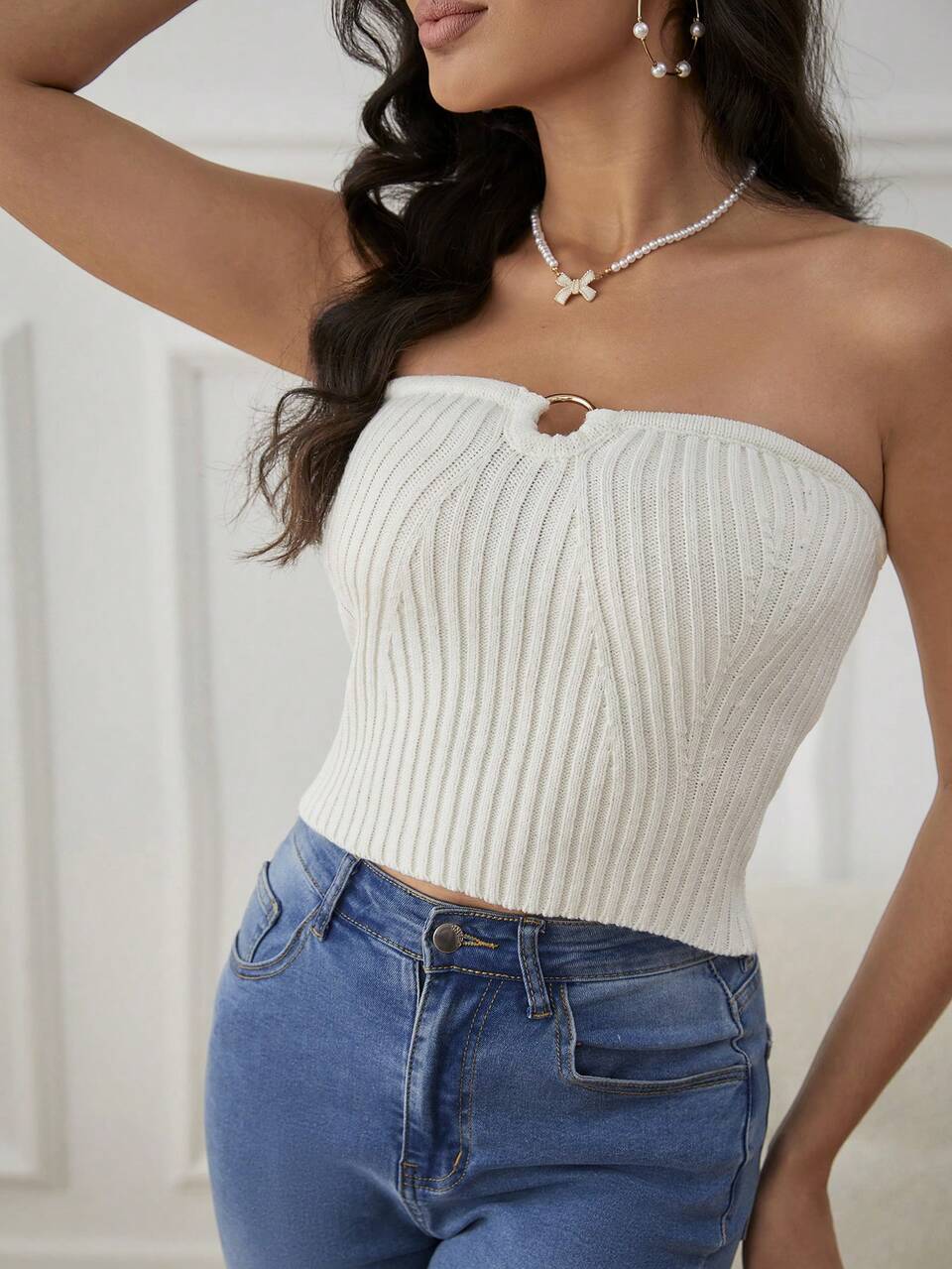 Ring Linked Tube Knit Top