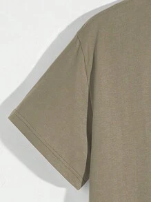 Manfinity EMRG Nam Vòng cổ Ngắn tay Áo thun Với Và In bướm - Lạc đà - Xem 4