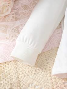 SHEIN Cô Gái Trẻ Đồ họa Chữ cái Áo nỉ & Lớp phủ lưới Váy - trắng - Xem 5