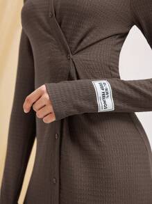 Mulvari Vestido con diseño de parche de letra girante delantero tejido de canalé - Marrón - Ver 4