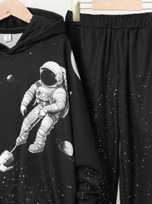 SHEIN Conjunto Informal De Sudadera Con Capucha Y Pantalones Con Estampado De Astronauta Para Niños