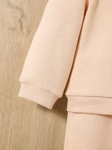 SHEIN Bebé niño Pantalones deportivos con sudadera con parche de letra - Albaricoque - Ver 7