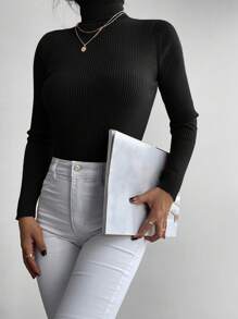 RueChic Jersey unicolor cuello alto tejido de canalé