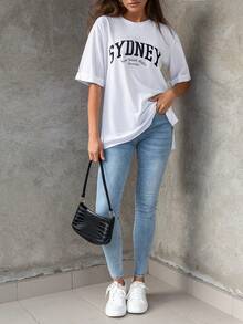 Letter Graphic Drop Shoulder Tee - أبيض - مشاهدة 4