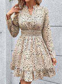 SHEIN Frenchy In hoa Ditsy Xù Hoa Sen Đầm Không có thắt lưng - Nhiều màu - Xem 1