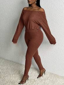 Slaydiva 一字肩條紋針織T恤和緊身褲