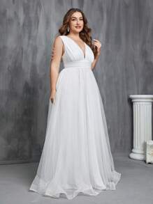 Faeriesty Plus Plunging Neck Ruched Mesh Formal Dress Plus Size White Elegant Prom Evening Wedding Guest Gown, For Graduation, Dinner - White - View 5