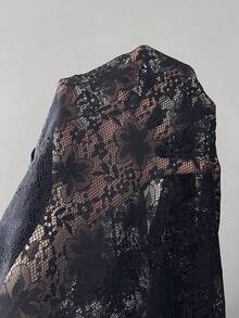 SHEIN Slayr Camisa con botón delantero con encaje sin sujetador - Negro - Ver 7