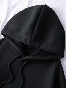 SHEIN EZwear Figure & Letter Graphic Drawstring Thermal Lined Hoodie - Black - View 3