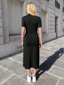 SHEIN EZwear 字母圖案撞色Polo領T恤洋裝 - 黑與白 - 查看 2