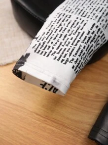 SHEIN Thiếu niên Cô gái In Đứng cổ áo Áo thun Và Da giả Bộ váy Với Nút hình bướm - Đen và trắng - Xem 4