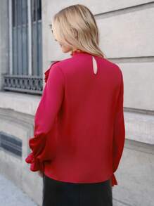 SHEIN Privé Blusa de malla en contraste ribete con fruncido de manga amplia