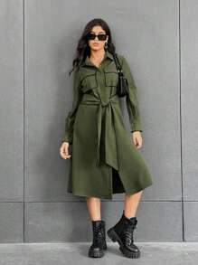 SHEIN Essnce Hemdkleid mit Pattentasche, Kontrastsaum, Gürtel,