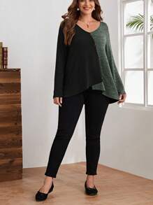 EMERY ROSE 女款大尺碼 V 領拼色 T 卹