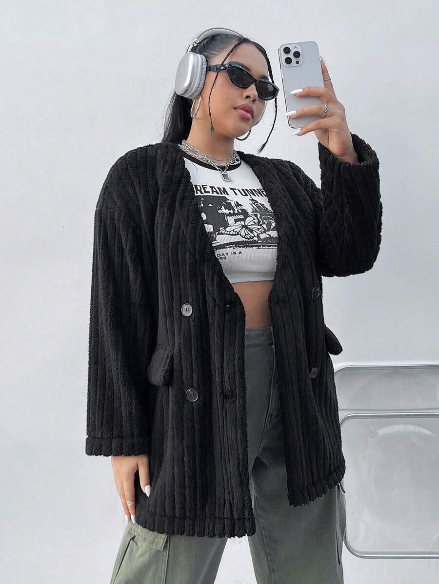 SHEIN EZwear Abrigo De Hombros Caídos Con Doble Botonadura De Felpa De Talla Grande Para Mujer - Negro - Ver 1