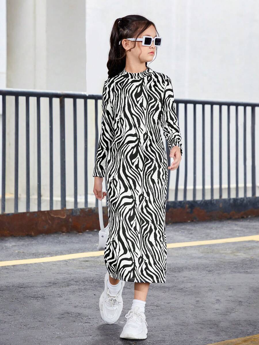 SHEIN 少女甜美针织立领波浪图案长袖修身连衣裙 - 黑色 - 查看 1