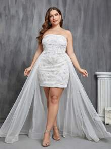Plus Floral Jacquard Mesh Overlay Tube Wedding Dress - White - View 1