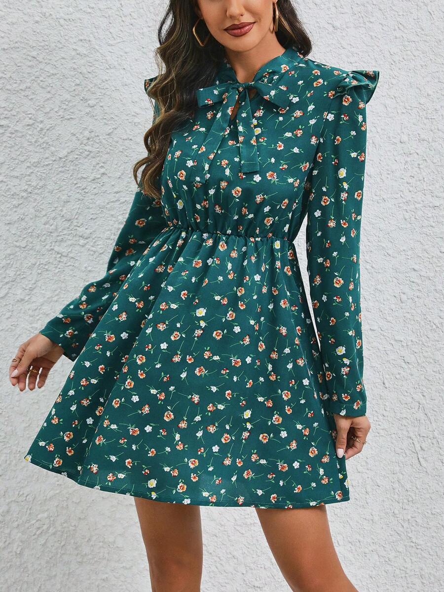 SHEIN LUNE 碎花繫帶領荷葉邊洋裝 - 墨綠色 - 查看 1