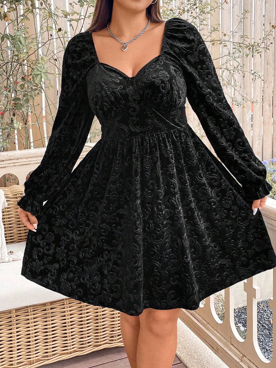 Flirla Plus Size Solid Color Jacquard Sweetheart Neck Dress - Black - View 1