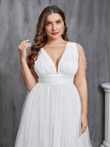 Faeriesty Plus Plunging Neck Ruched Mesh Formal Dress Plus Size White Elegant Prom Evening Wedding Guest Gown, For Graduation, Dinner - White - View 4