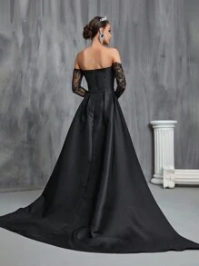 Contrast Lace Off Shoulder Floor Length Wedding Dress - Black - View 2