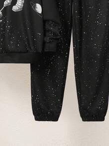 SHEIN Conjunto Informal De Sudadera Con Capucha Y Pantalones Con Estampado De Astronauta Para Niños