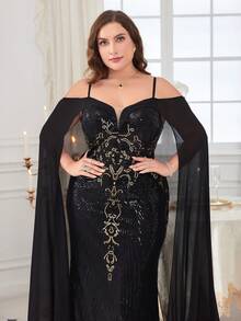 Plus Cold Shoulder Cloak Sleeve Sequin Prom Dress With Cape - Black - View 6