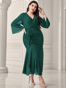 Modelyn Vestido Plisado De Talla Grande Para Mujer Con Dobladillo De Volantes Y Mangas Acampanadas - Verde Oscuro - Ver 4