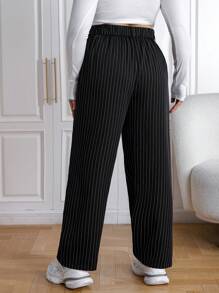 SHEIN EZwear 大尺碼女裝直條紋直筒西裝褲 - 黑色 - 查看 2