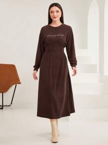 Mulvari Round Neckline A-Line Dress With Letter Pattern And Waist Fitting