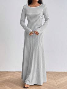SHEIN Privé 鏤空露背魚尾裙下擺洋裝 - 彩色 - 查看 4