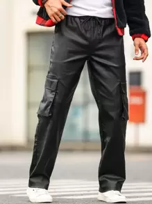 Manfinity Homme Men Flap Pocket Side Drawstring Waist Cargo Jeans - Black - View 1
