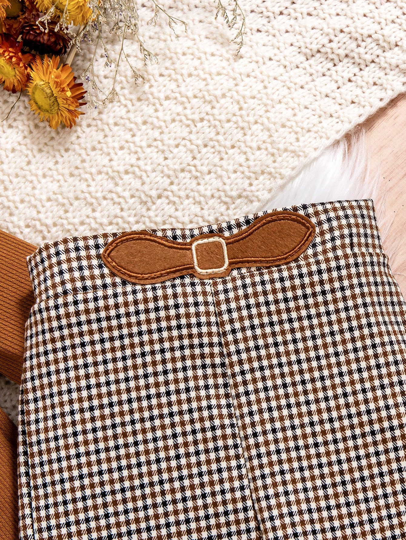 بوديسوت رضيعة كاملة باللون الأحادي و بنطال مطبوع ب...