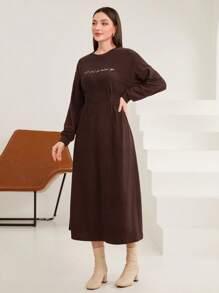 Mulvari Round Neckline A-Line Dress With Letter Pattern And Waist Fitting
