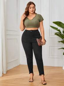 SHEIN Privé 大碼高腰毛邊緣緊身牛仔褲 - 黑色 - 查看 4