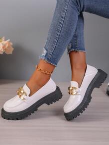 女款厚底懶人鞋,2023年秋季新品,圓頭,多用途米色皮革鞋,英倫風格專利皮革厚底鞋 - 米色 - 查看 6