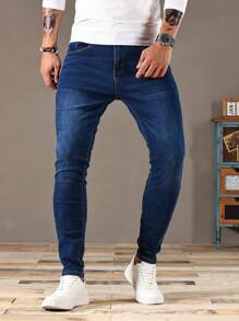 Manfinity LEGND Men's Casual Straight Leg Jeans - Blue - View 1