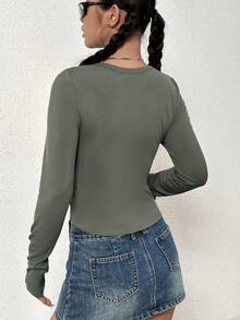 SHEIN Unity 純色凹口領超短長袖 T 恤 - 軍綠色 - 查看 2